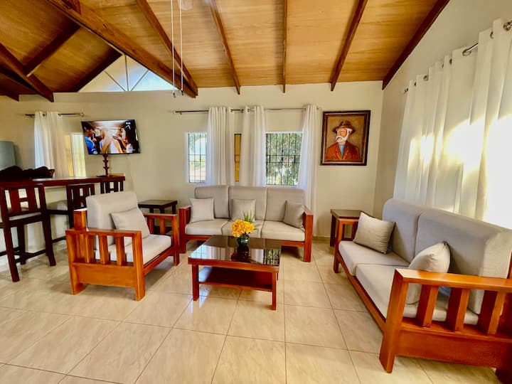 Lady Elena’s Oasis